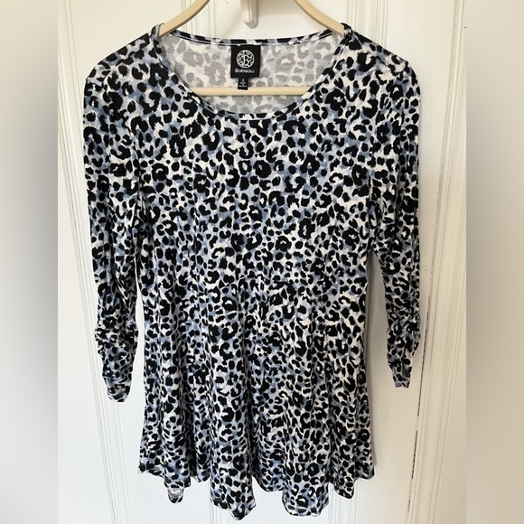 bobeau Tops - Bobeau animal print tunic shirt size S